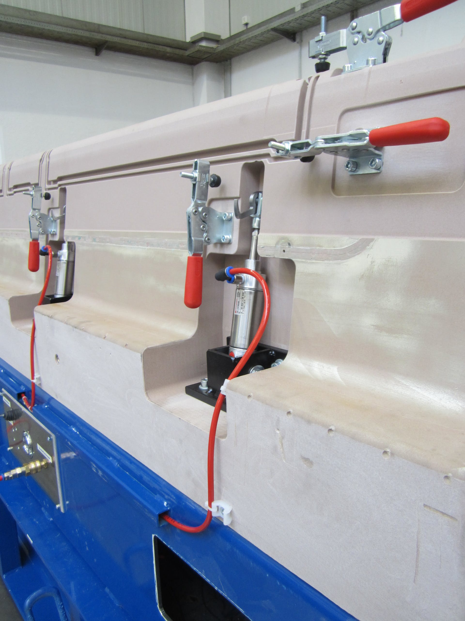 https://fi-sch.de/_next/image?url=%2Fstatic%2Fimages%2Fdrj-milling-mount.jpg&w=1920&q=75